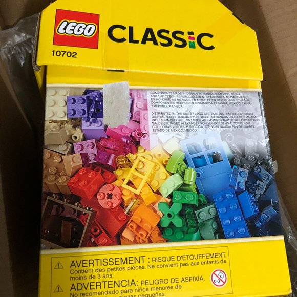 LEGO Classic Creative Building Set 10702- 583Piece - Picture 3 of 7